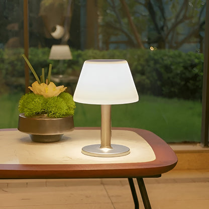 Celestra Solcelledrevet Bordlampe – Moderne Hagebelysning For Terrassen Og Uteområdet