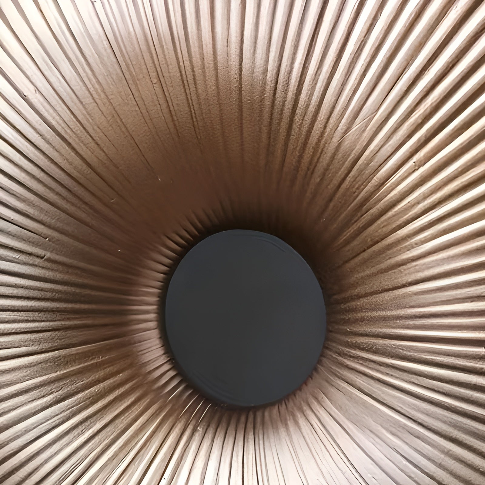 Rund Skulptur I Vintage-stil – Kinesisk Inspirert | Stilig Boliginnredning I Resin - Figurer