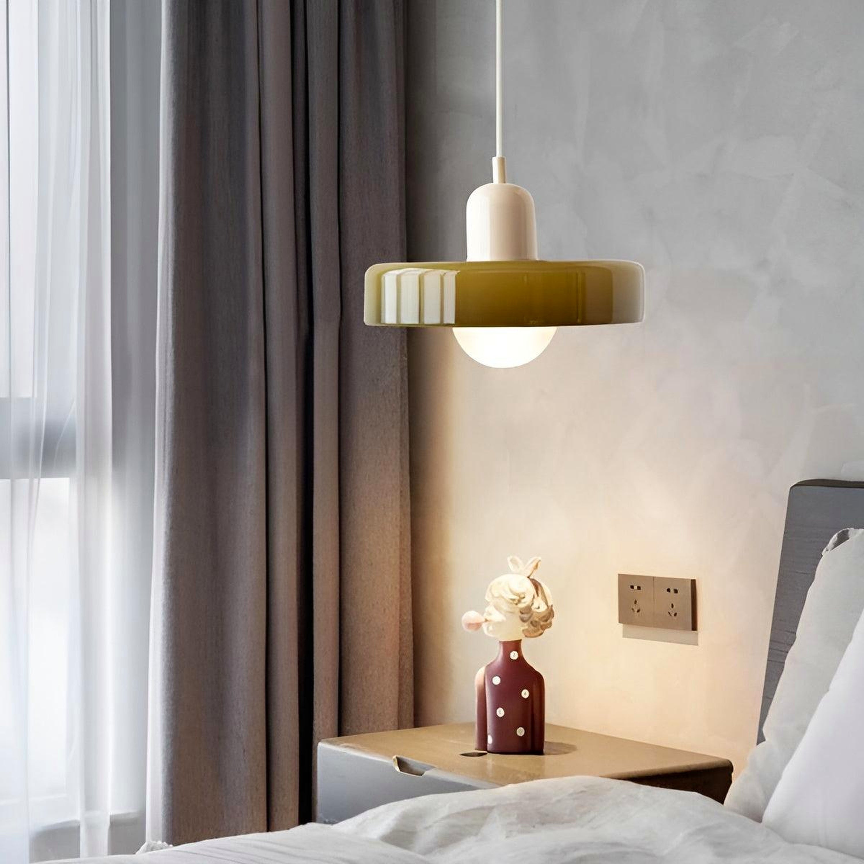 Bilde av Lysfjord Glasspendel – Moderne Eleganse i Tidløst Design fra Velisse