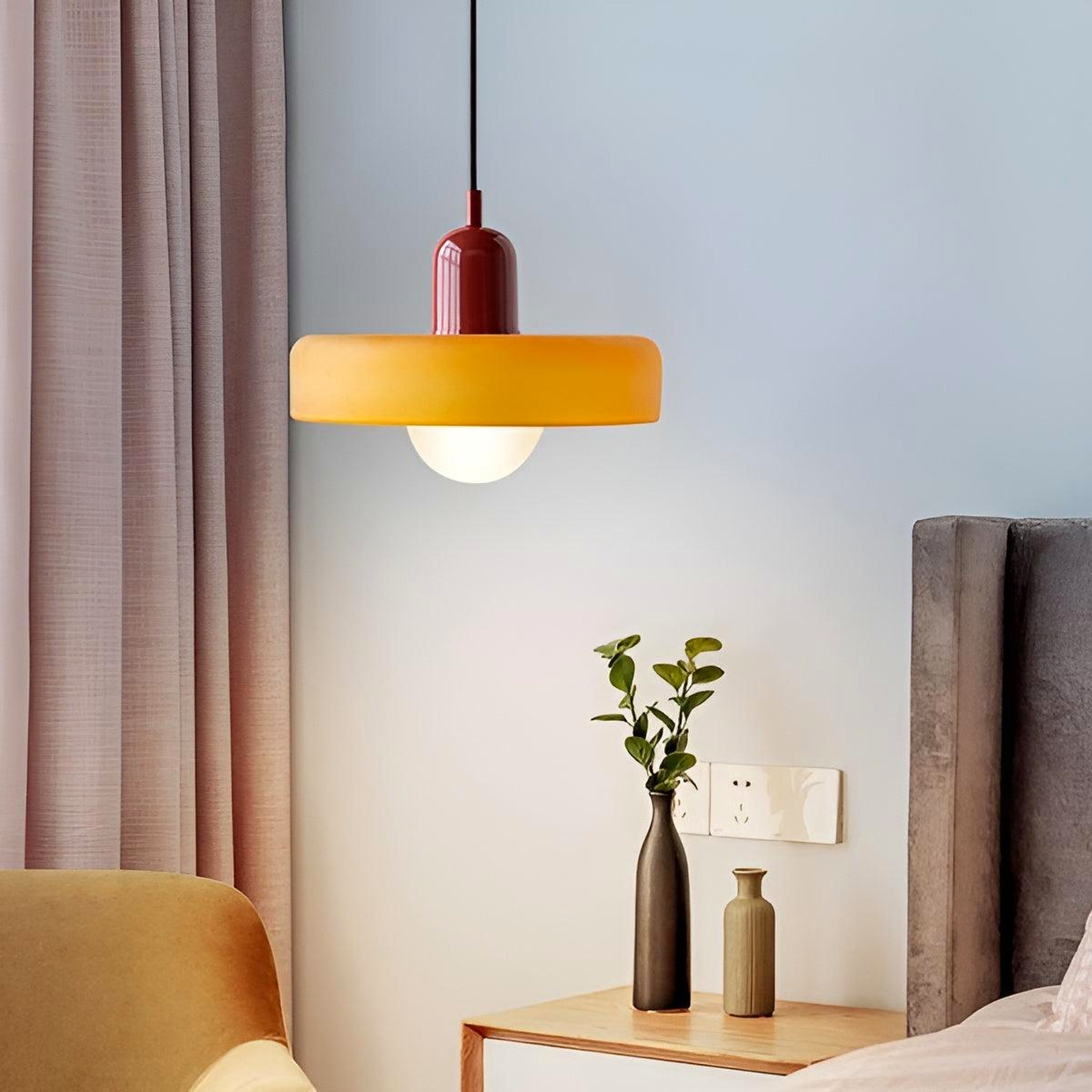 Bilde av Lysfjord Glasspendel – Moderne Eleganse i Tidløst Design fra Velisse