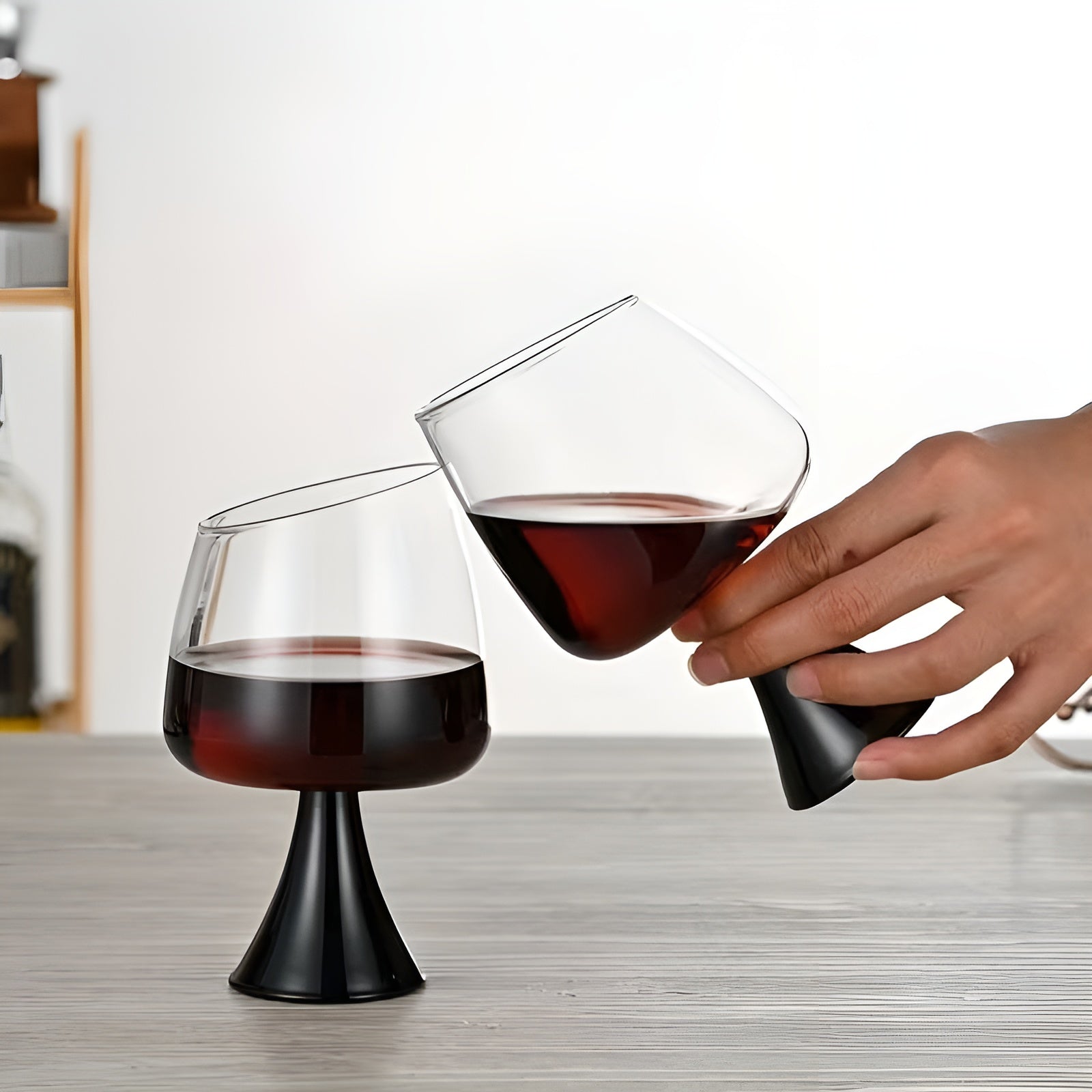 Vinglass i Borosilikatglass – Håndlaget med Skrå Kant | Elegant for Rød- og Hvitvin Perfekt Gave - 2 stk. Kelkglass