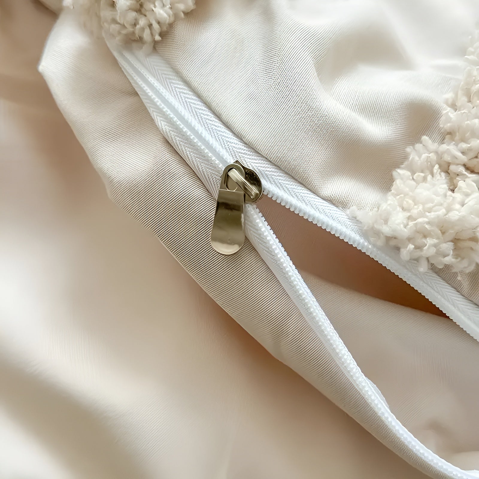 Boho Sengetøysett – Mykt og Stilfullt | Mikrofiber med Tuftet Design