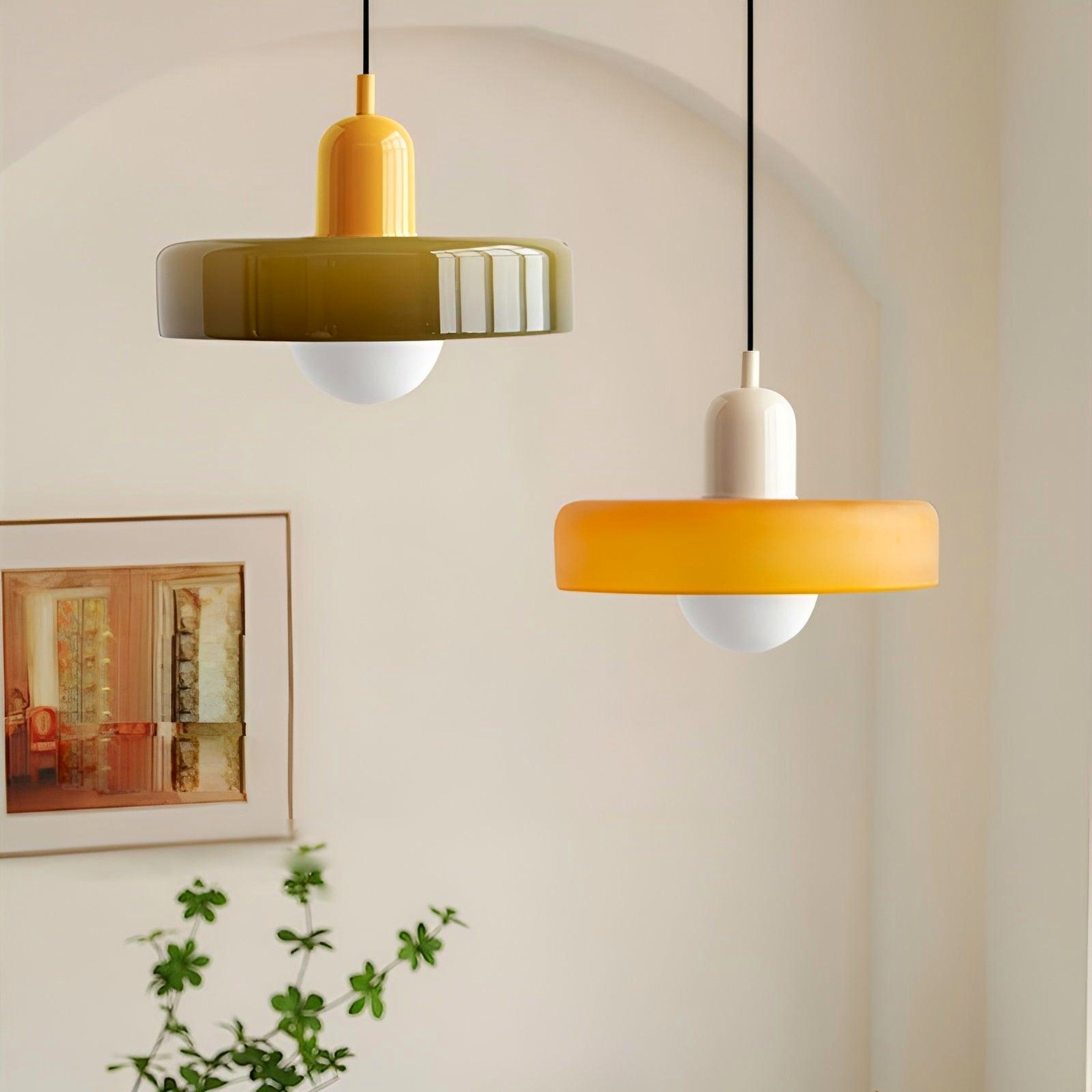 Bilde av Lysfjord Glasspendel – Moderne Eleganse i Tidløst Design fra Velisse