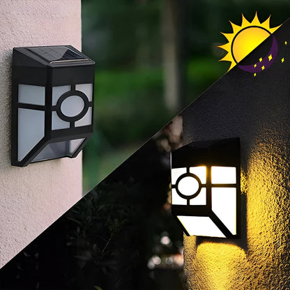 Solcelle LED Vegglampe – Energisparende og Værbestandig | 2-pakning for Utendørsbruk