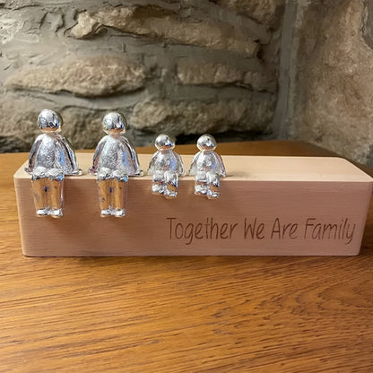 Skulptur Evig Familie – Uttrykk for Samhold og Harmoni | Tidløs Dekorfigur til Hjemmet