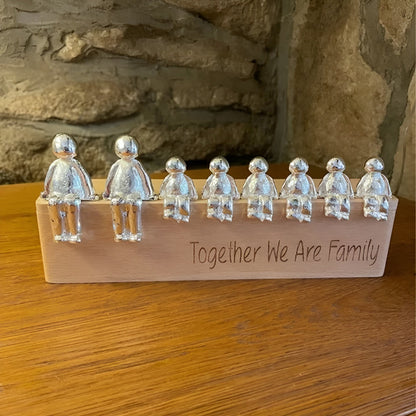 Skulptur Evig Familie – Uttrykk for Samhold og Harmoni | Tidløs Dekorfigur til Hjemmet