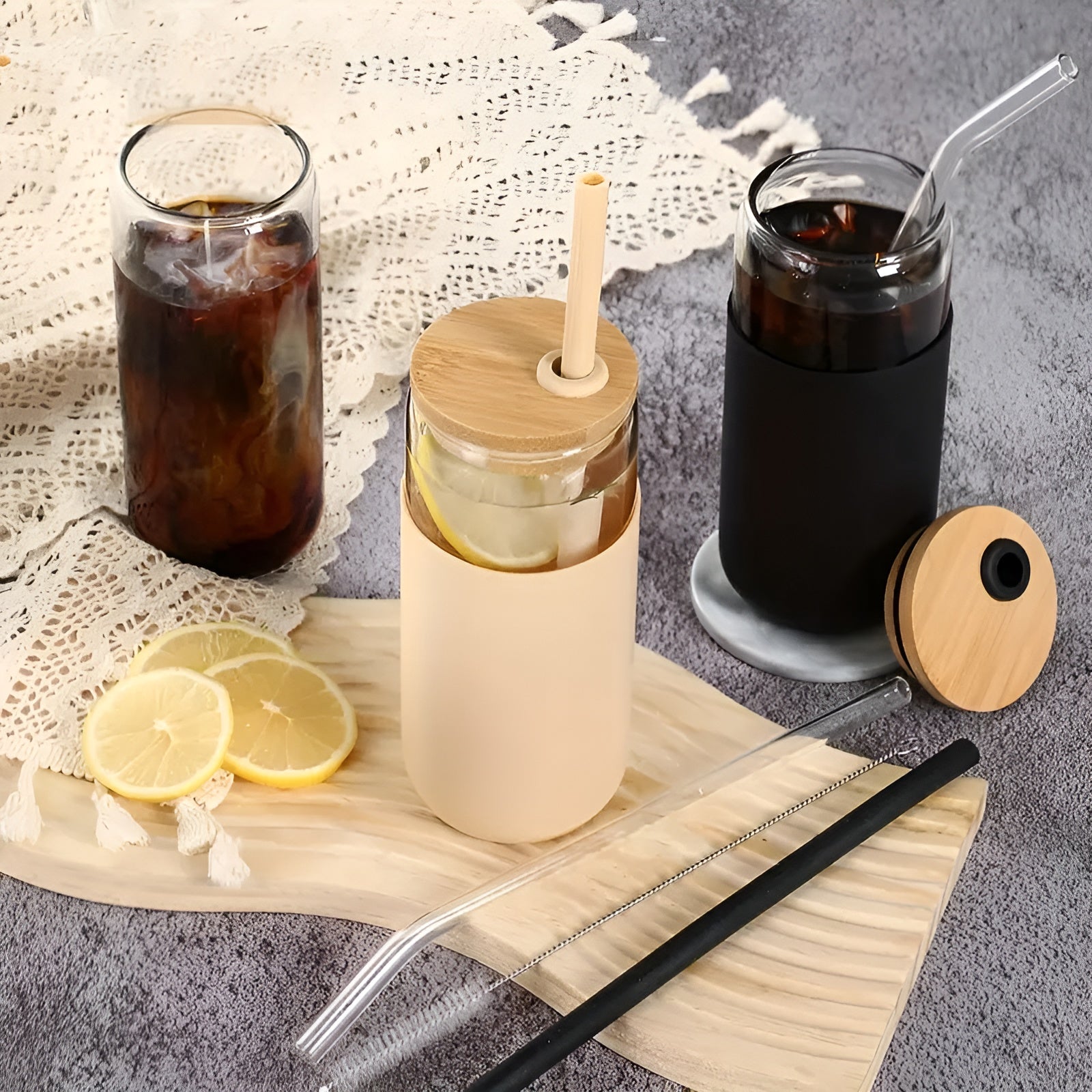 Drikkeglass Med Sugerør – 2-delers Sett Med Trelokk Og Silikonholder | Perfekt Til Kaffe, Juice Og Smoothies