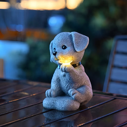 Solcelle Hundefigur med Sommerfugl – Dekorativ og Stemningsfull Hagebelysning | Værbestandig for Hage og Terrasse
