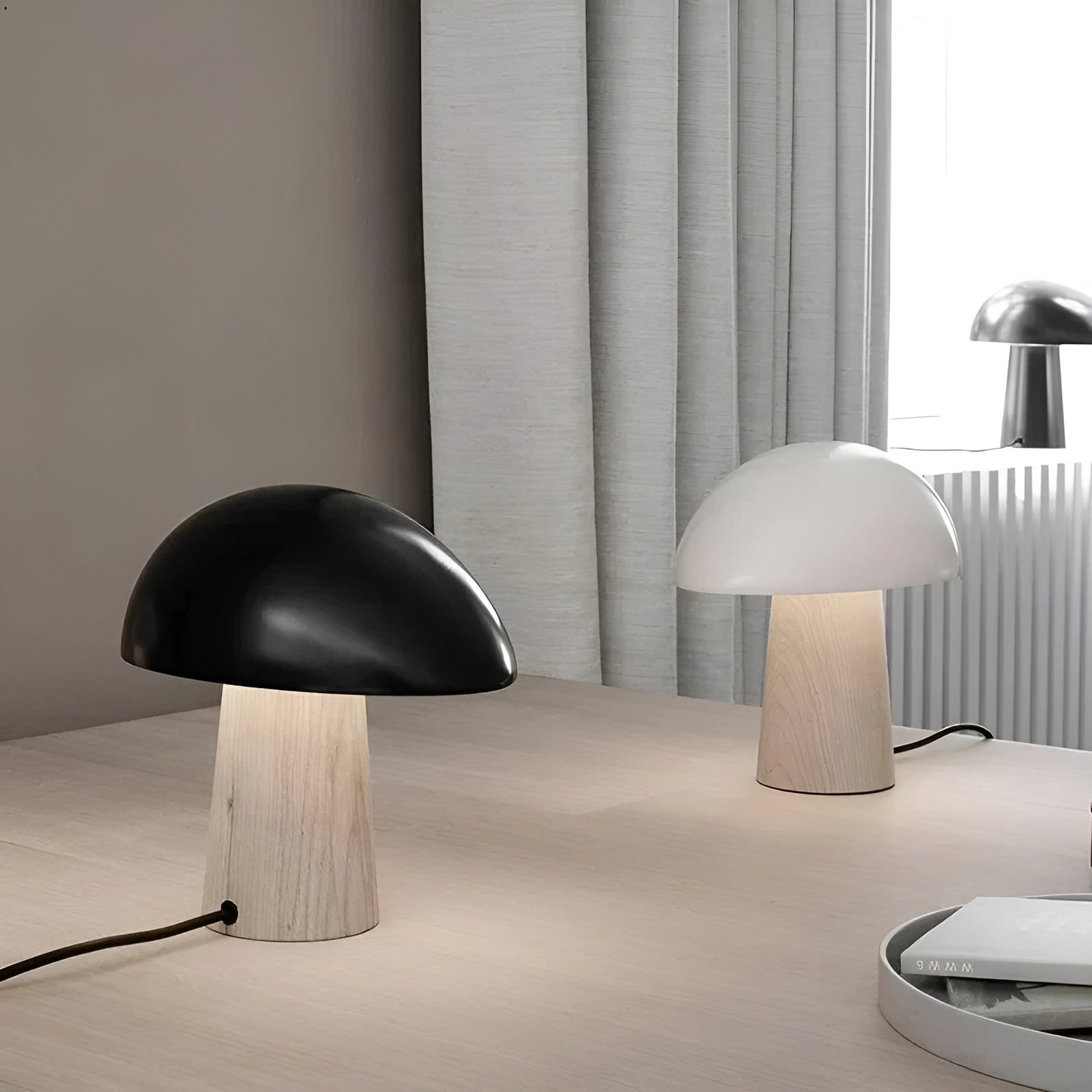 Minimalistisk Bordlampe – Skandinavisk Design med Varmt Lys | Perfekt for Stue og Soverom