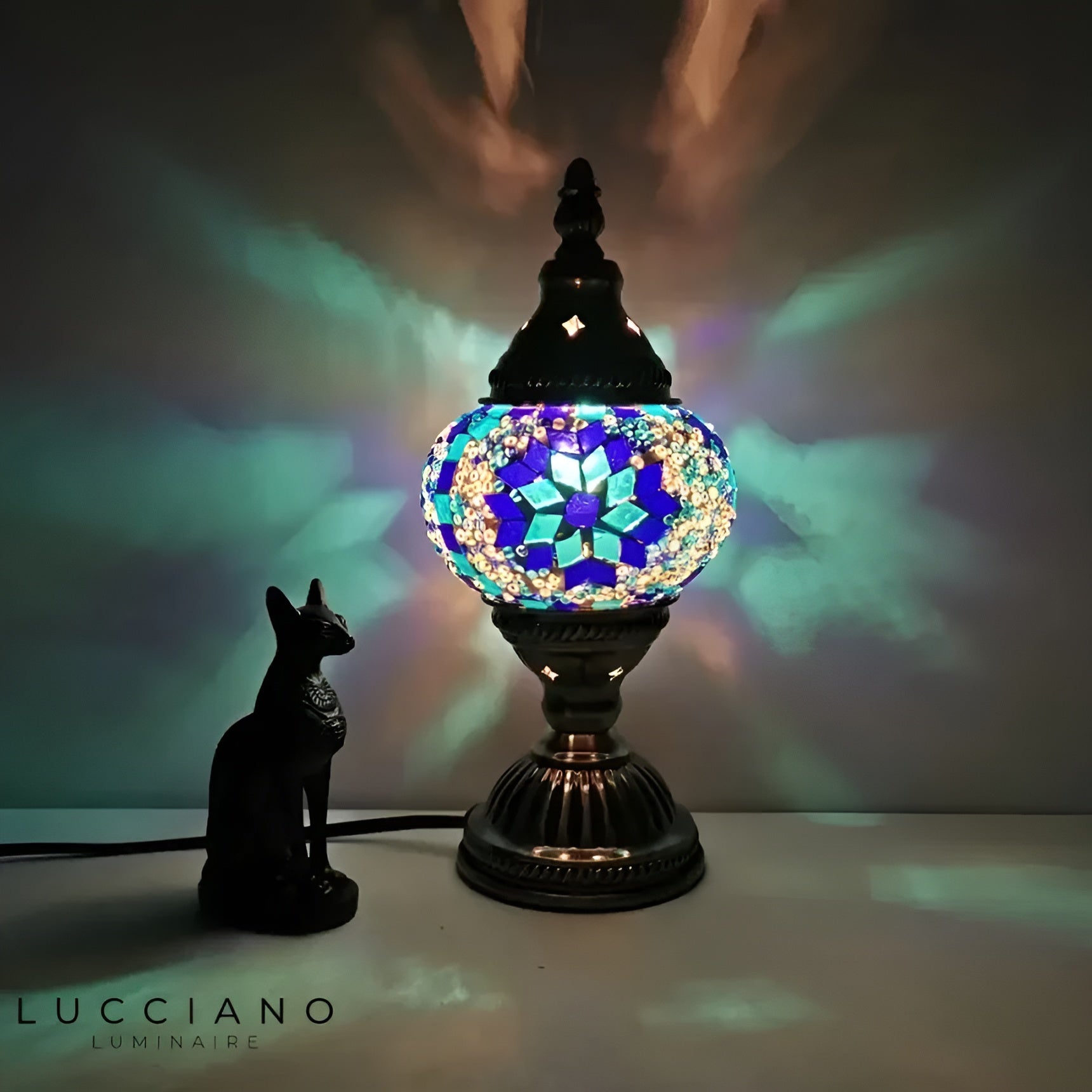 Vintage Mosaik Bordlampe – Håndlaget Dekorlampe i Farget Glass | Perfekt som Nattlys