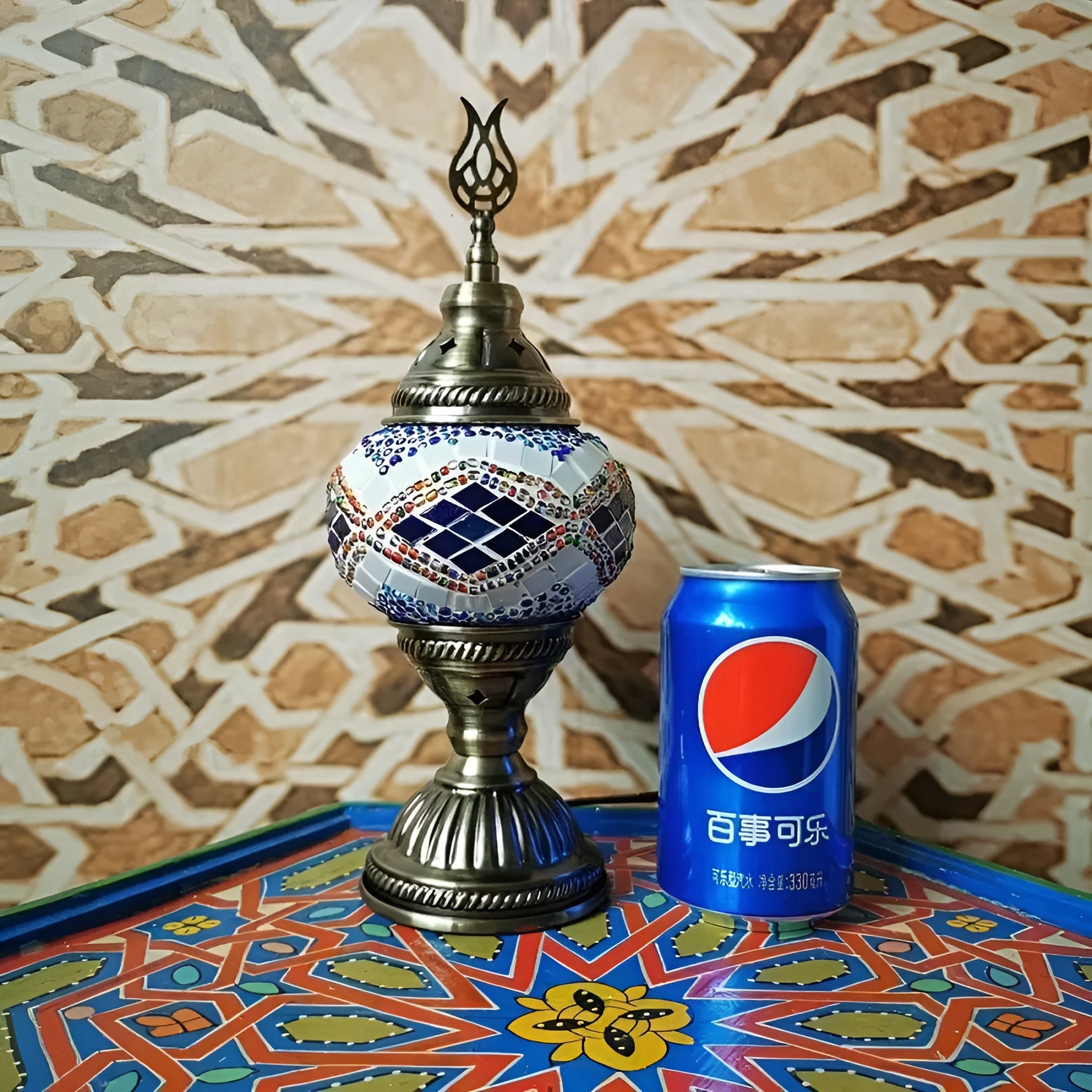 Vintage Mosaik Bordlampe – Håndlaget Dekorlampe i Farget Glass | Perfekt som Nattlys