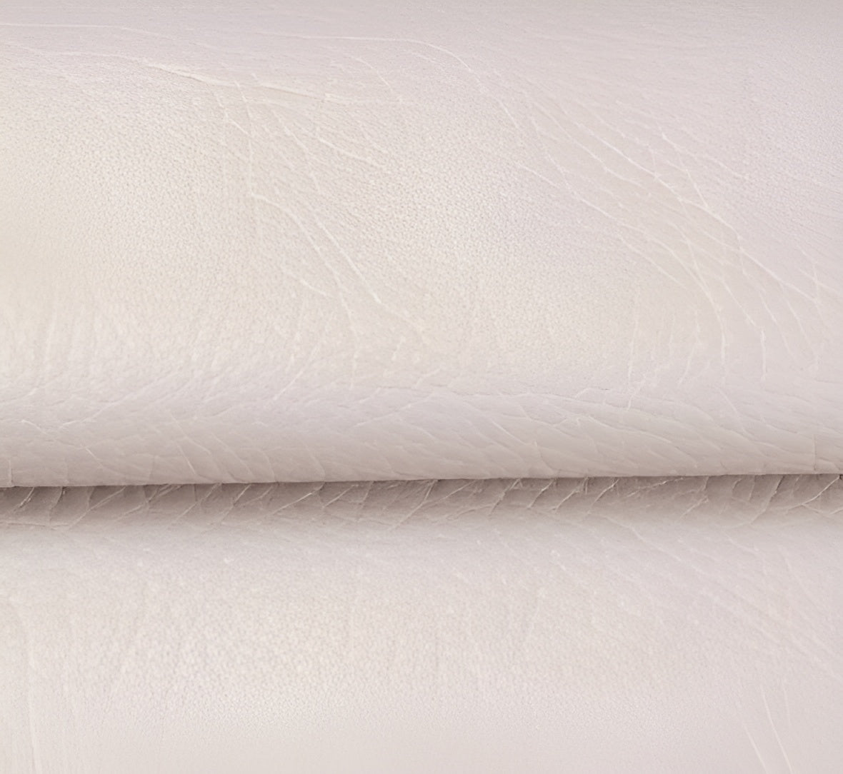 Selvklebende Lapp i Skinn – Enkel Reparasjon av Sofa, Vesker og Klær