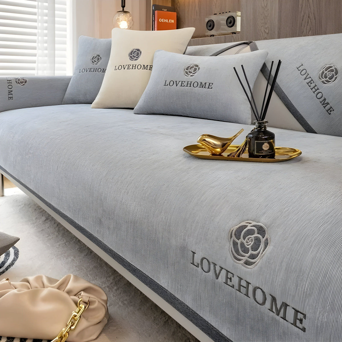 LuxeWrap sofatrekk sklisikkert sofa- og putebeskyttelse – Lysegrå / 70x70 cm