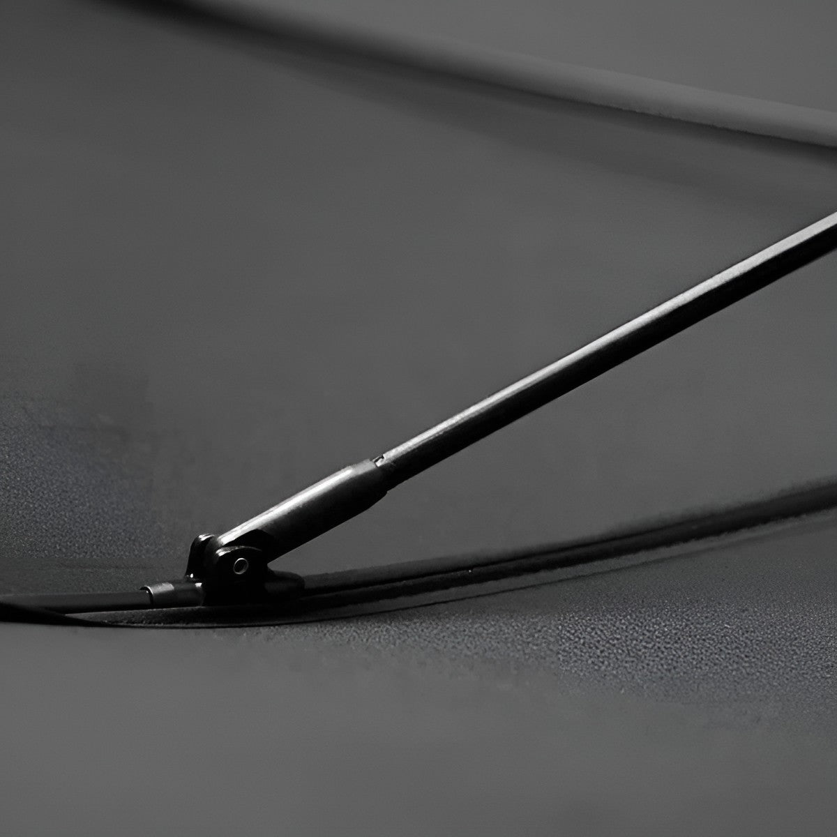 Lang Paraply Skinnhåndtak – 121 cm Skjerm | Klassisk Design for Regnfulle Dager
