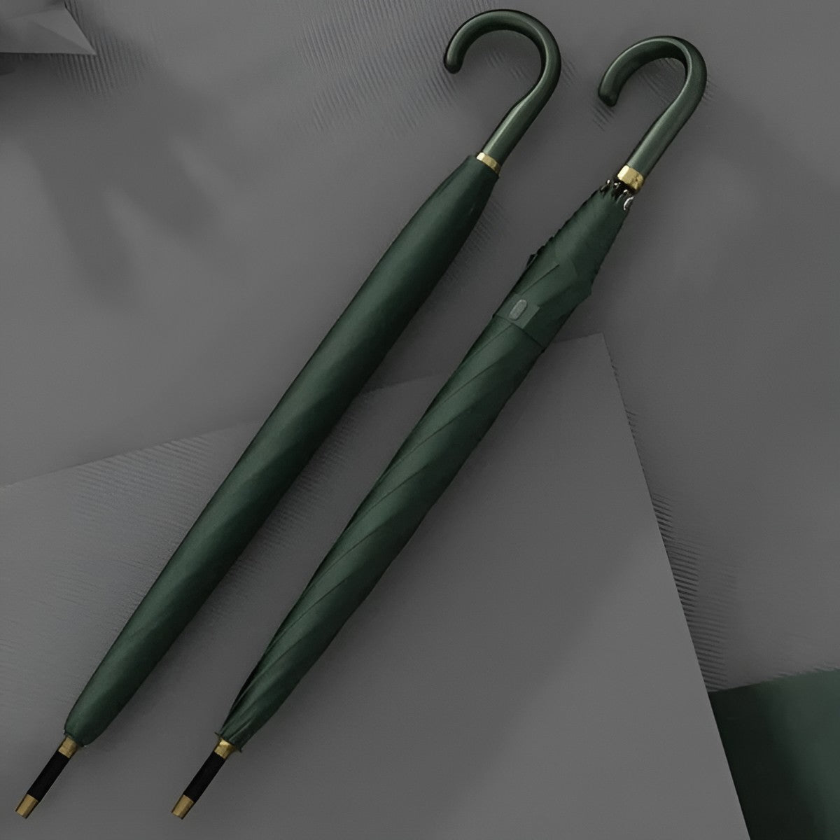 Lang Paraply Skinnhåndtak – 121 cm Skjerm | Klassisk Design for Regnfulle Dager