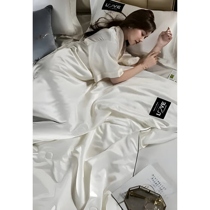 Luxus Seidendecke – Ganzjahresdecke für höchsten Schlafkomfort - Decke