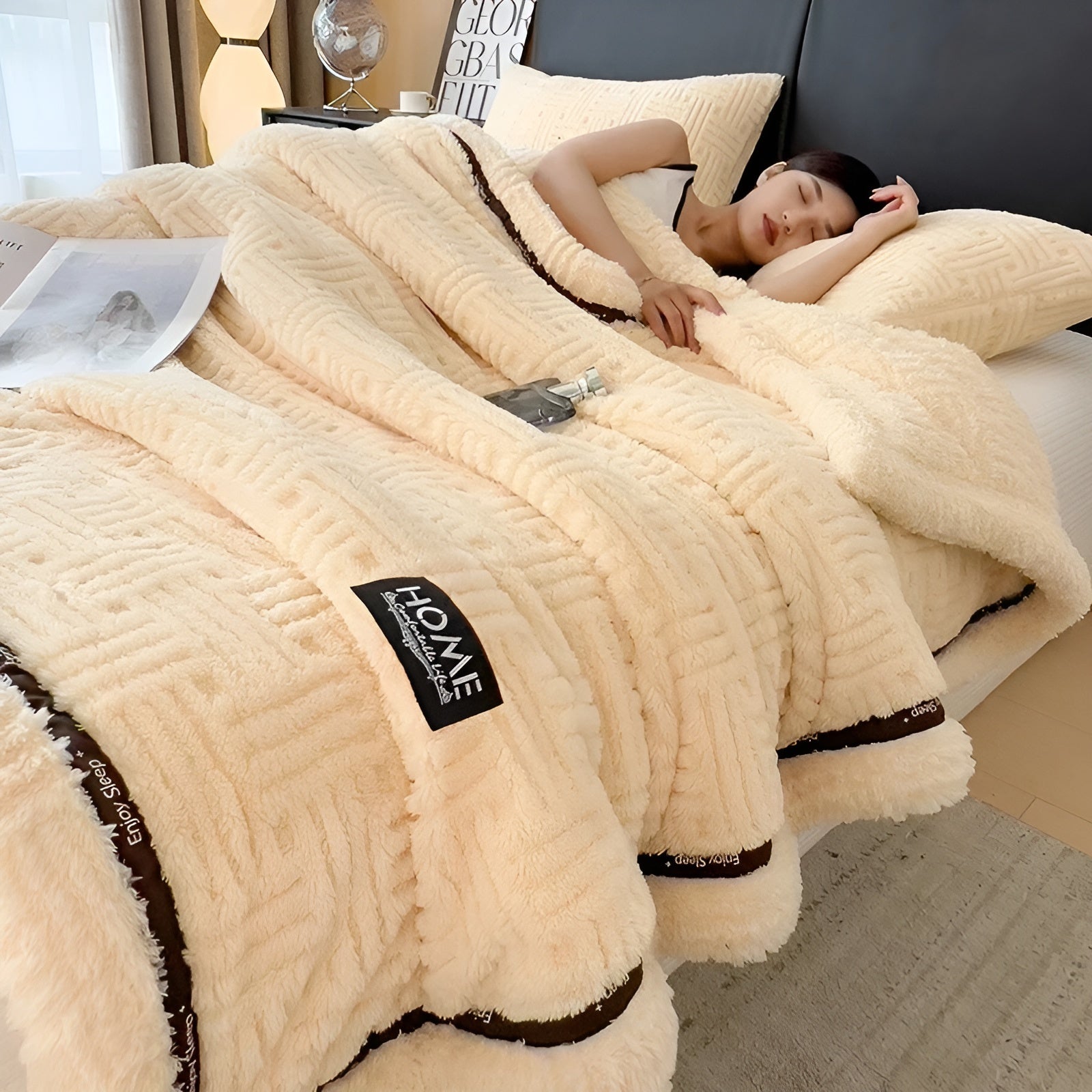 Mykt Fleecepledd – Varmt og Pustende | Perfekt for Sofa og Seng