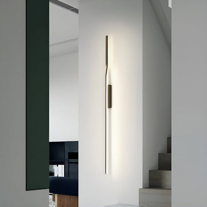 Smal LED Vegglampe – Moderne langdesign | Perfekt for soverom, gang og stue