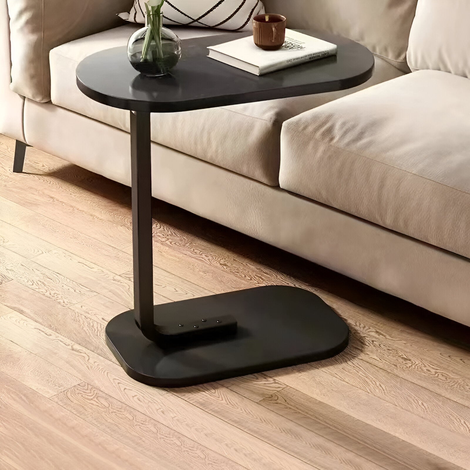 Bilde av Njalda - Minimalistisk C-Formet Sidebord fra Velisse