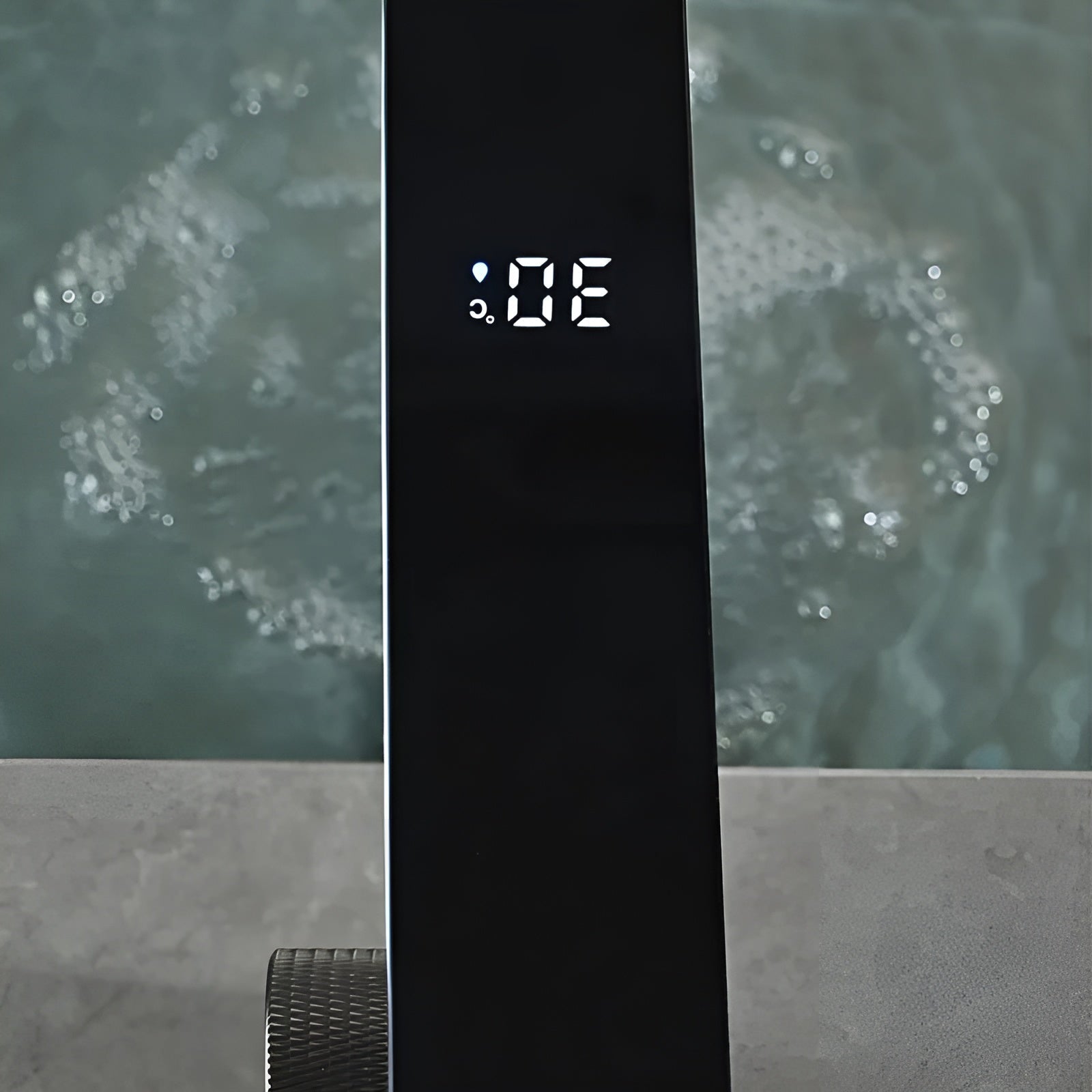 Led-kran Til Badet – Digitalt Display Og Temperaturregulering | Moderne Servantarmatur I Messing