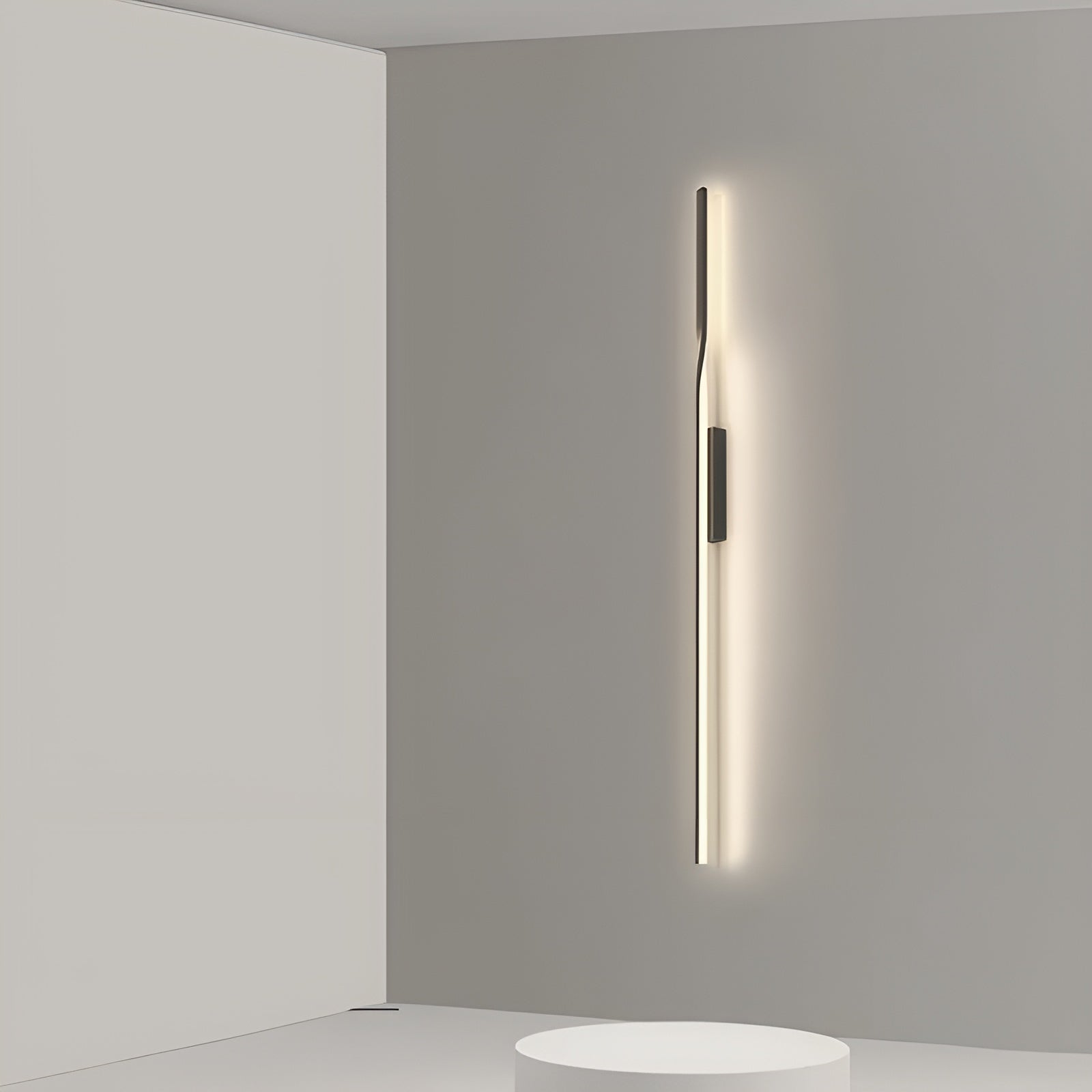 Smal LED Vegglampe – Moderne langdesign | Perfekt for soverom, gang og stue