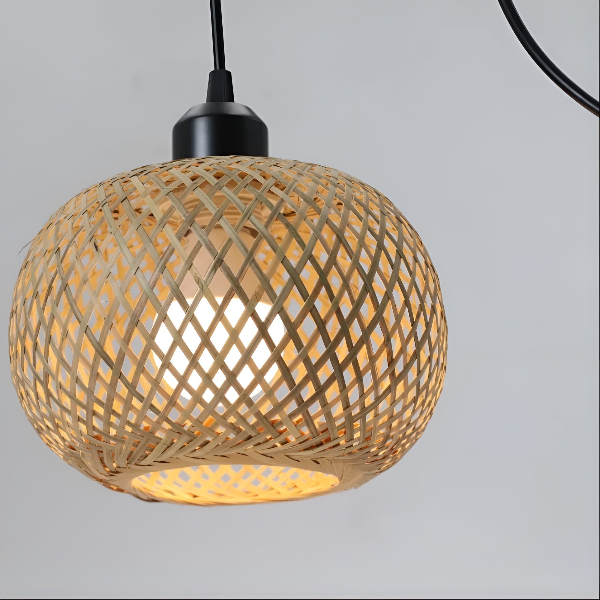 Bambus Taklampe – Naturlig Rattan-Design | Håndlaget for Stue, Kafé og Restauranter