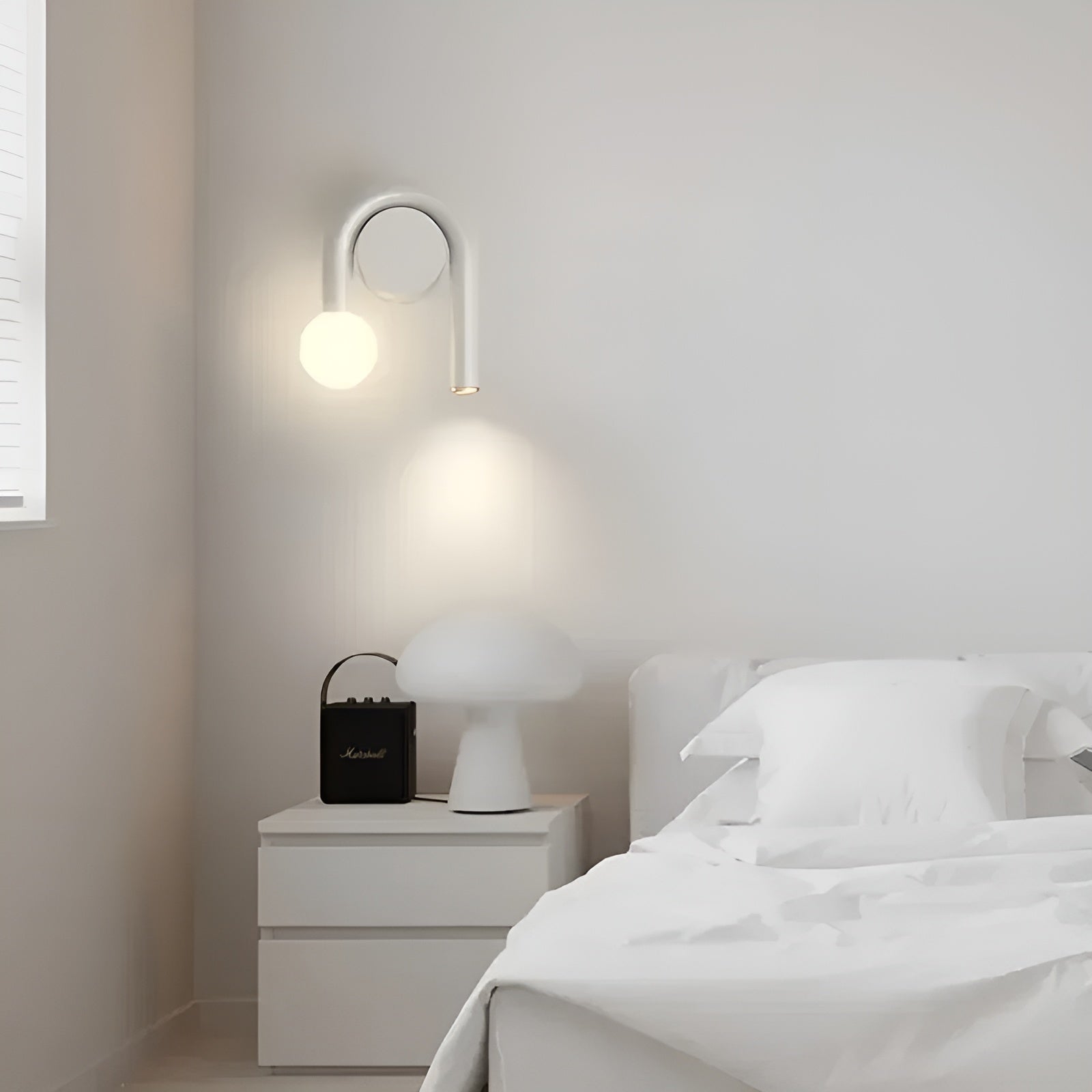 LED Vegglampe i U-form – Moderne og Dekorativ | Perfekt for Stue og Soverom