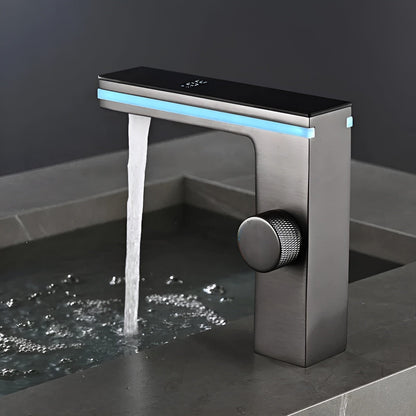 Led-kran Til Badet – Digitalt Display Og Temperaturregulering | Moderne Servantarmatur I Messing - Matt Svart-Gun Grey
