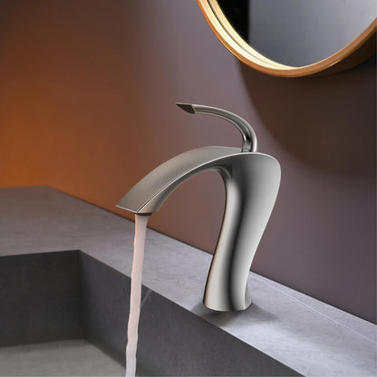 Vaskarmatur I Messing – Matt Holdbar Og Elegant | Moderne Baderomsdesign