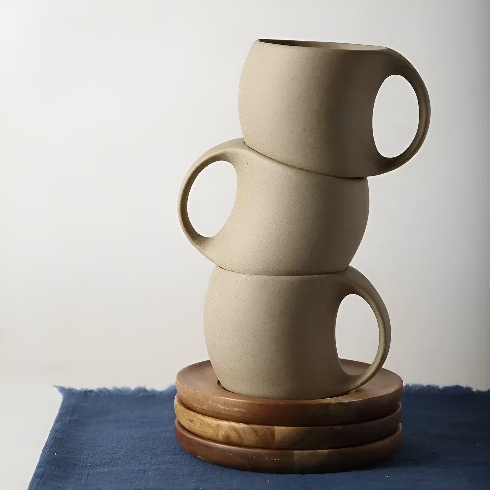 Vintage Kaffekopp med Skål – Elegant Keramikk | Stilfull og Dekorativ for Hjemmet