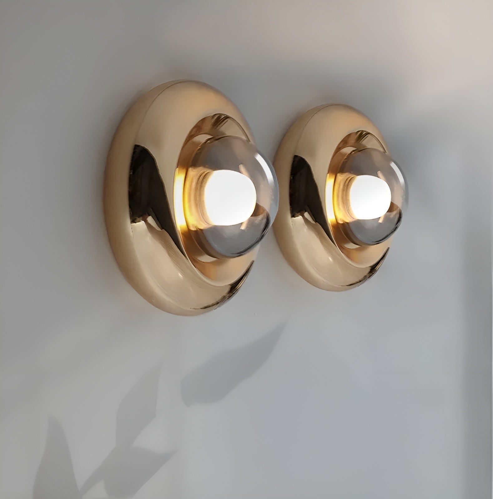 Vegglampe i Bauhaus-stil – Moderne og Dekorativ | Med LED og Koselig Belysning