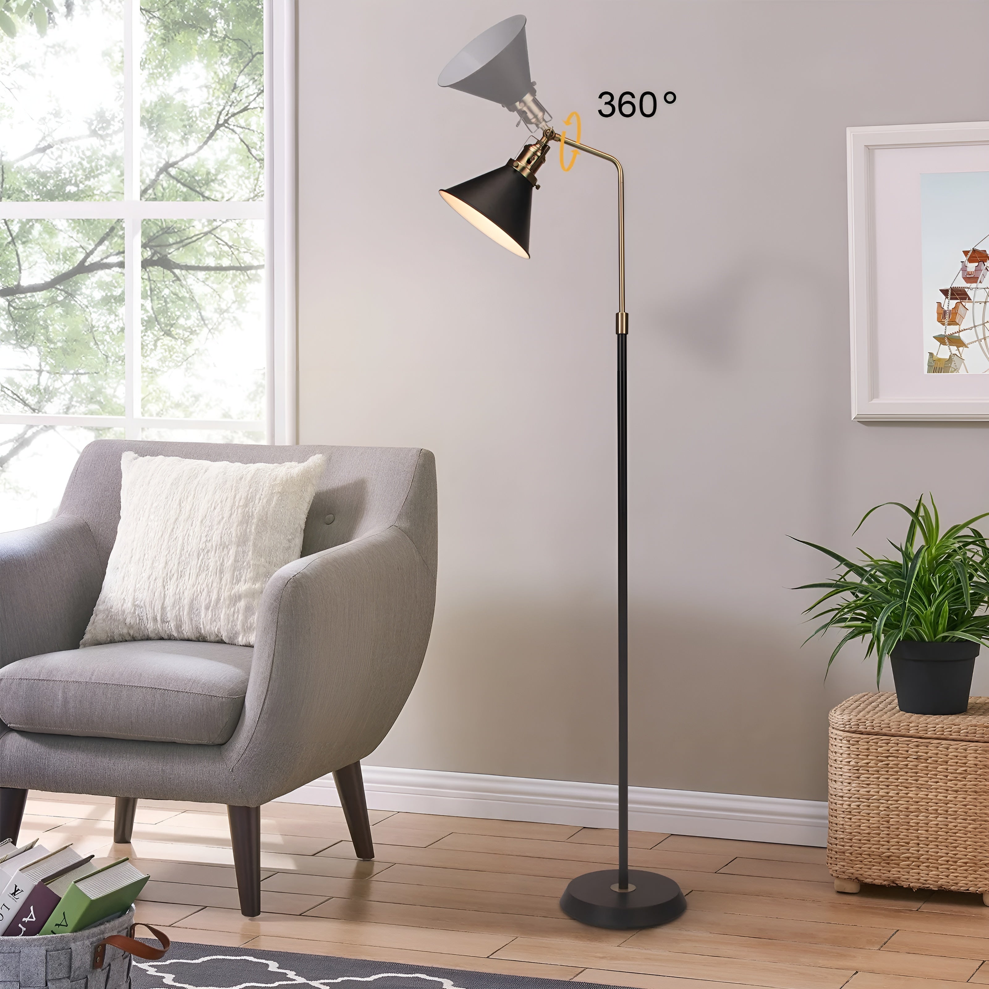 Gulvlampe i Metall – Svart med Gylne Detaljer | Moderne Industrielt Design