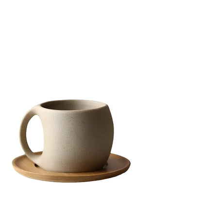 Vintage Kaffekopp med Skål – Elegant Keramikk | Stilfull og Dekorativ for Hjemmet
