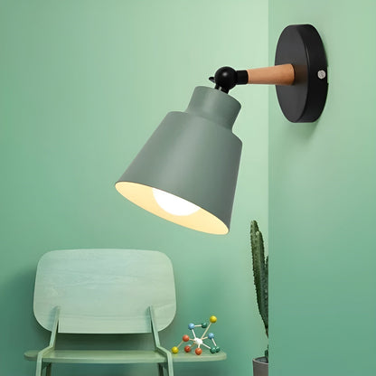 Vegglampe i Massivt Tre – Minimalistisk og Dekorativ | Perfekt for Soverom og Gang