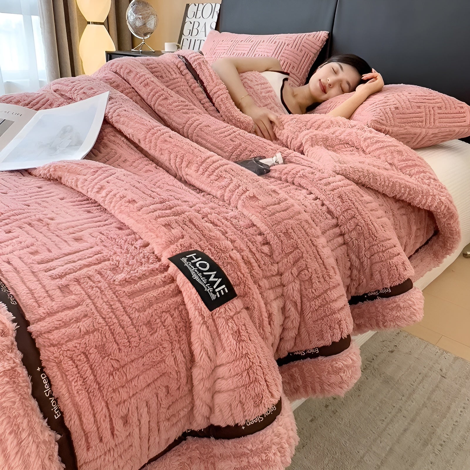 Mykt Fleecepledd – Varmt og Pustende | Perfekt for Sofa og Seng