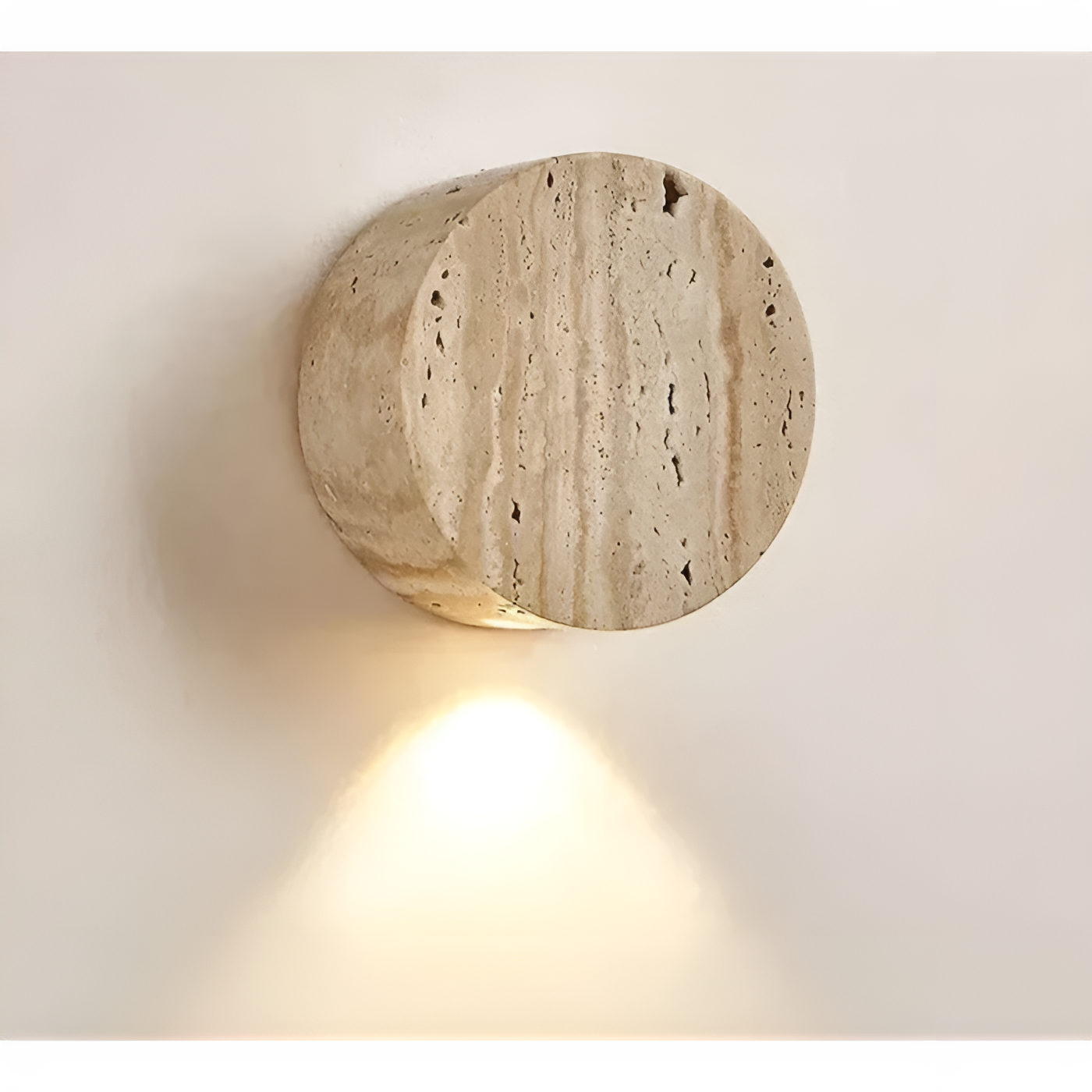 Vegglampe i Naturmarmor – Elegant Naturmateriale og Varmt Lys | Stilfull Innendørsbelysning