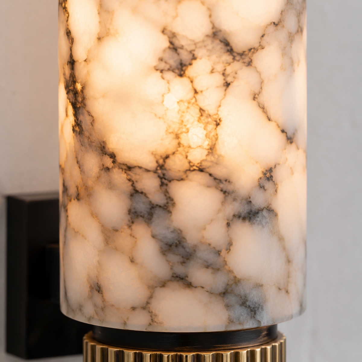 Marmorvegglampe – detaljbilde fire