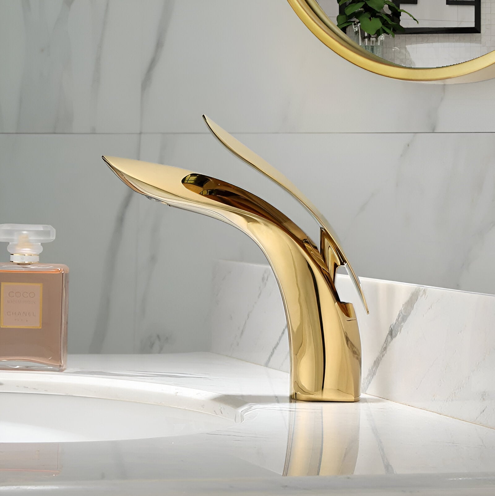 Baderomskran – Moderne Design med Vannfall | For Enkel Montering