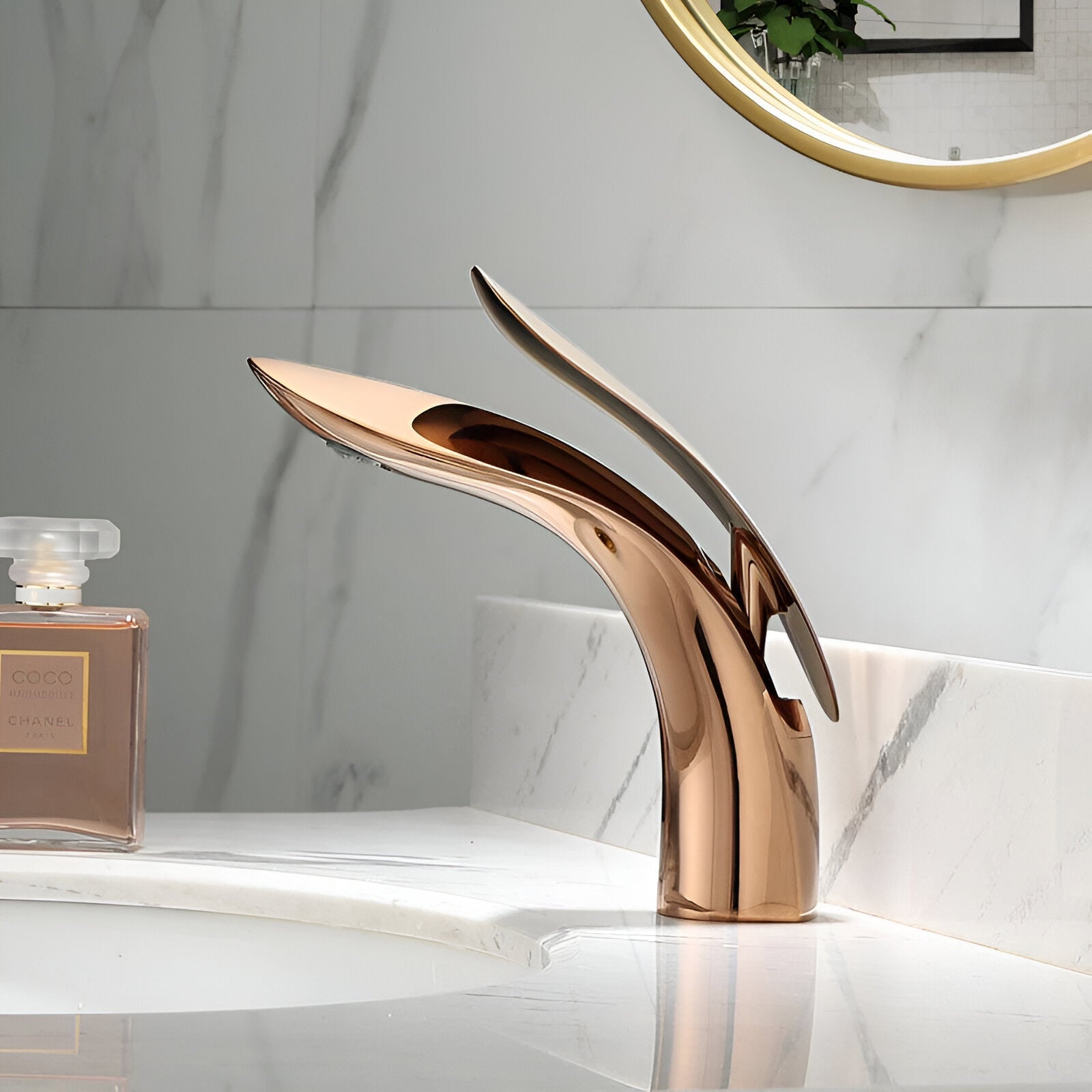 Baderomskran – Moderne Design med Vannfall | For Enkel Montering