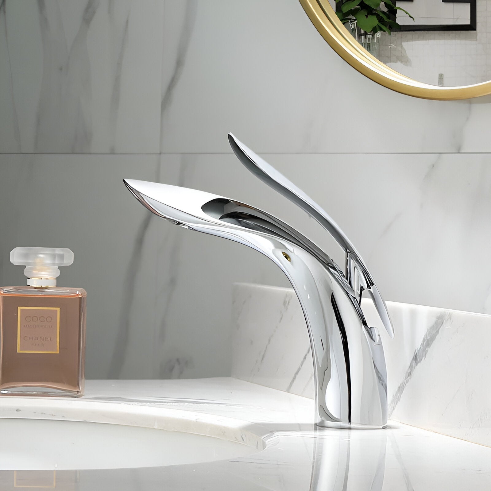 Baderomskran – Moderne Design med Vannfall | For Enkel Montering