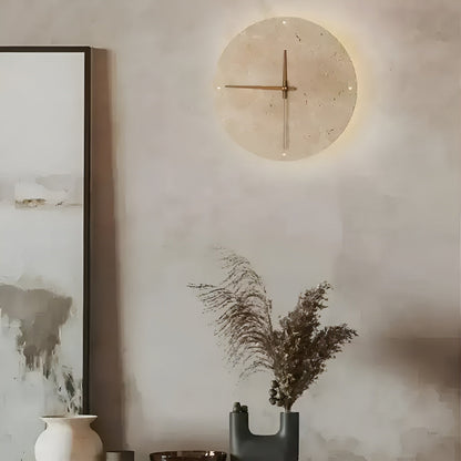 Veggur i Travertin med LED-lys – Minimalistisk og Dekorativ | Naturlig Stein for Moderne Interiør
