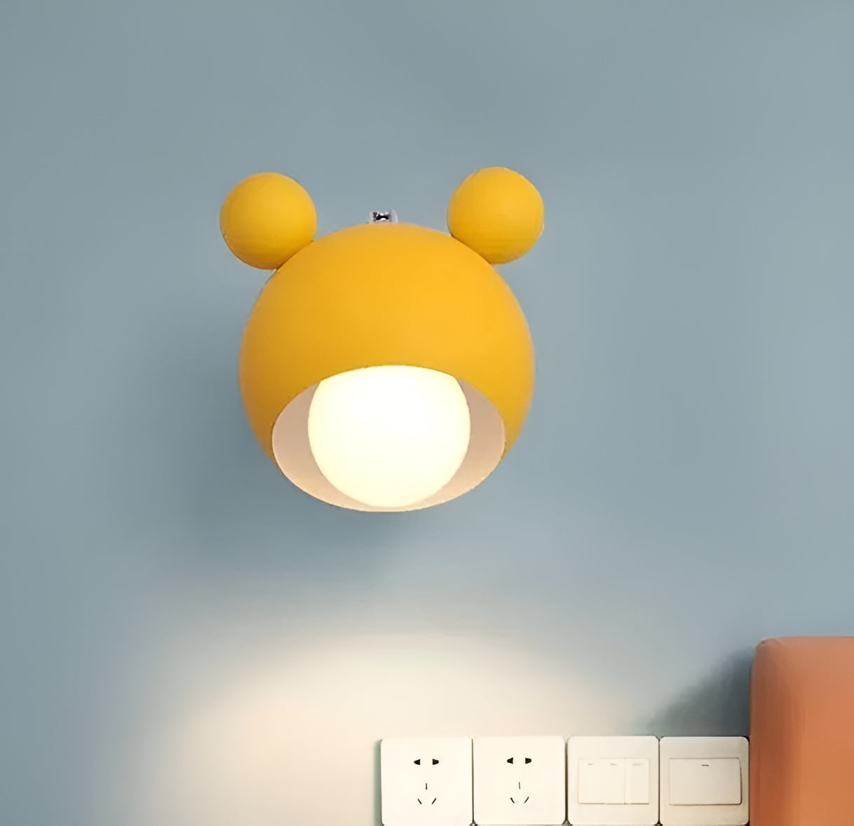 Vegglampe i Mikke Mus-design – Dekorativ og Moderne | Perfekt for Barnerom og Stue