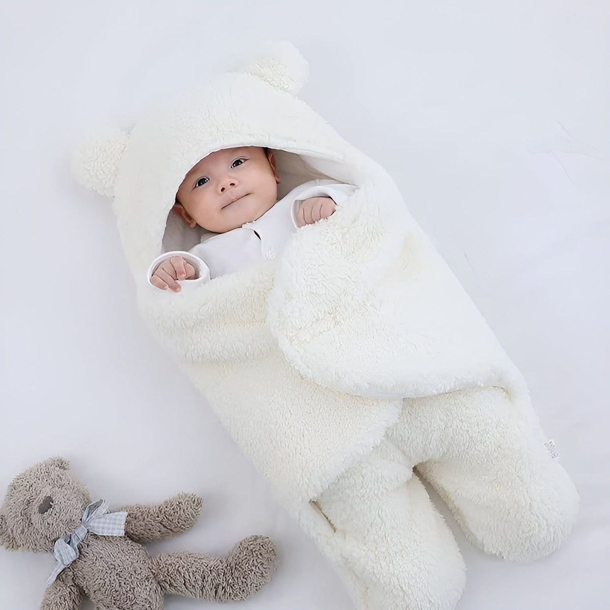 Cuddle Cloud – Koselig Babypose med Bjørneører