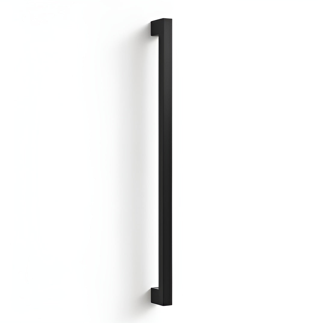 Smal Vegglampe i Sort – Moderne Langt Design | Perfekt for Gang, Soverom og Stue