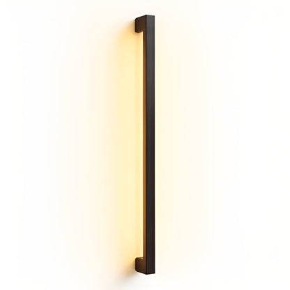 Smal Vegglampe i Sort – Moderne Langt Design | Perfekt for Gang, Soverom og Stue